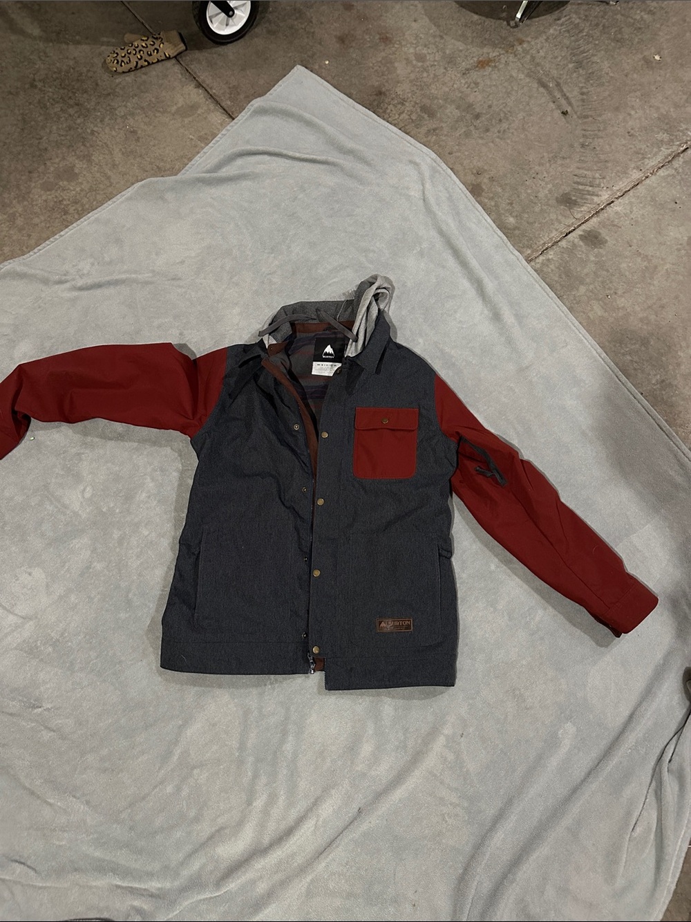 Burton Two-Tone Hooded Puffer Jacket - Red & Dark Gray